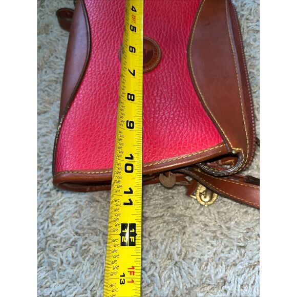 Vintage Dooney & Bourke Red & Brown "All Weather Leather" Shoulder Bag - Picture 9 of 11